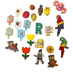 23pc lot of Vintage Refrigerator Magnets